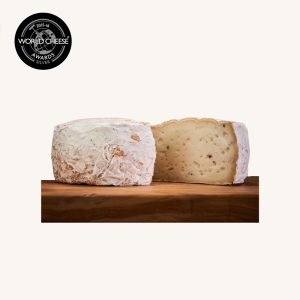 Finca Pascualete Pastura con trufa, sheep´s cheese with truffle, mini wheel 180 gr